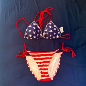NWOT Xhilaration M Stars & Stripes Bikini with Reversible Top
